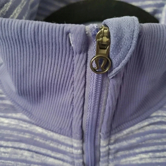 Women's Lululemon 1/4 Zip Top - Picture 4 of 11